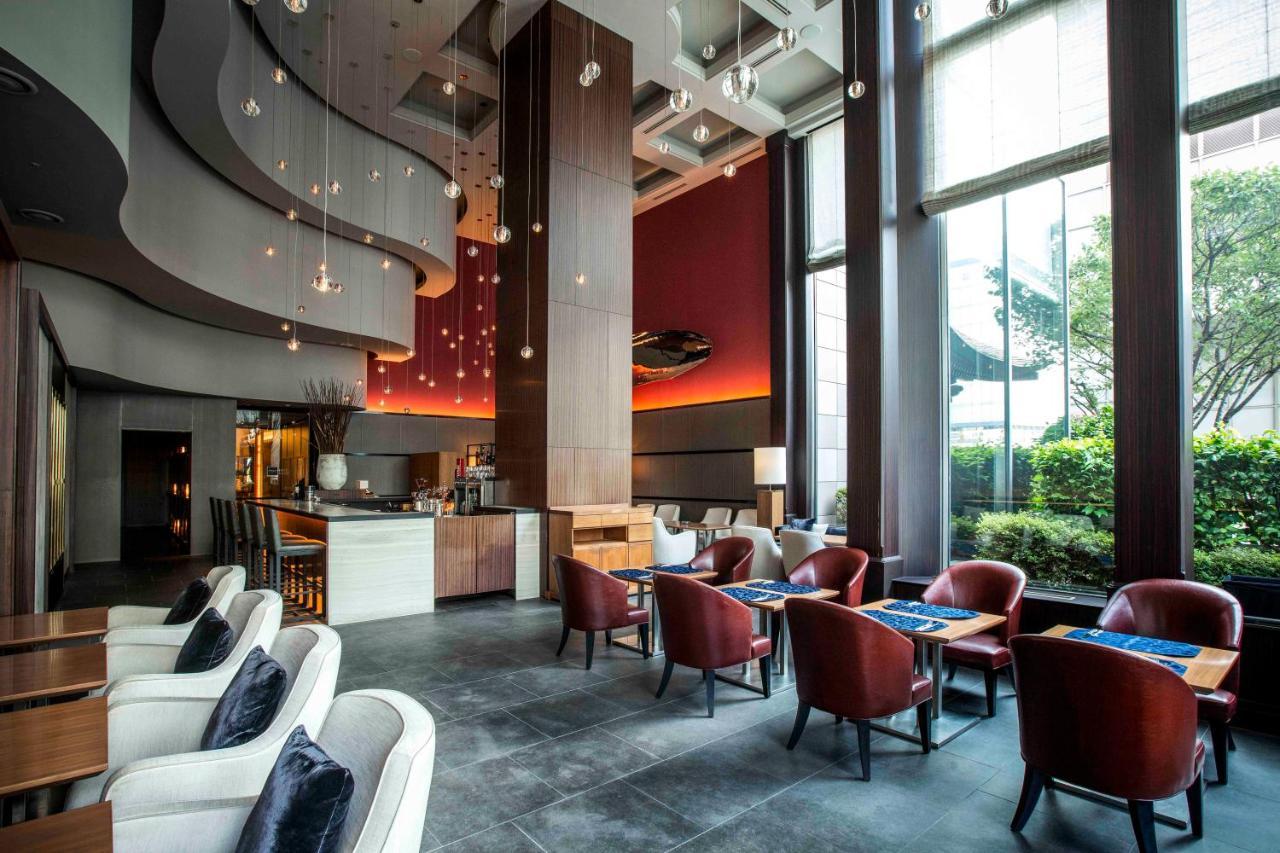 Hotel Okura Fukuoka Fukuoka  Ngoại thất bức ảnh The lounge at the hotel
